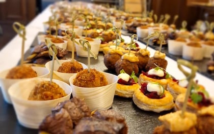 Delicious Canapes & Bowl Food