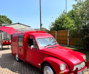 The Little Red Coffee Van Brings Aromatic Coffee Experience