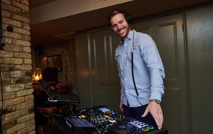 DJ Matt Davies, Creating Unforgetable Dancefloor Memories