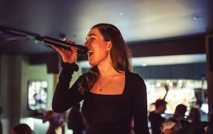 Exceptional Singer Livi Elevates Any Event