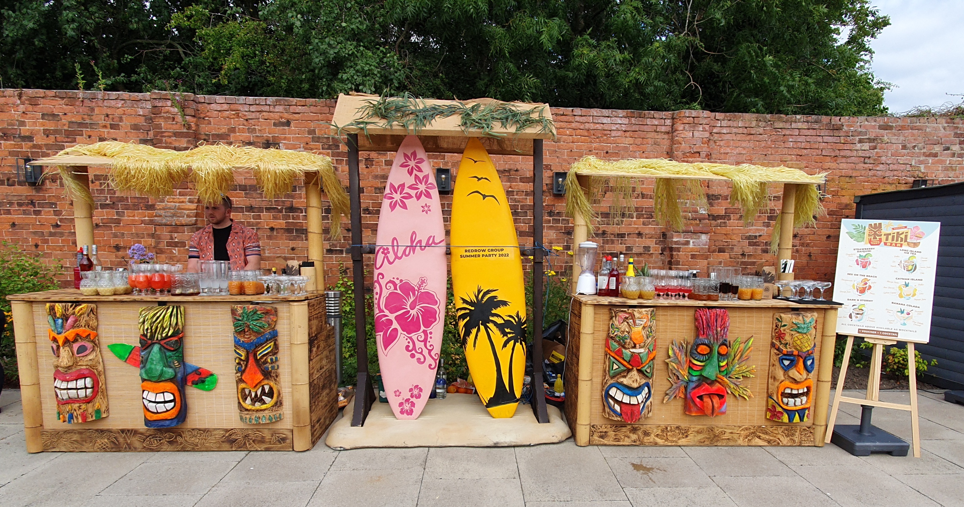 Tiki-Themed Cocktail Bar