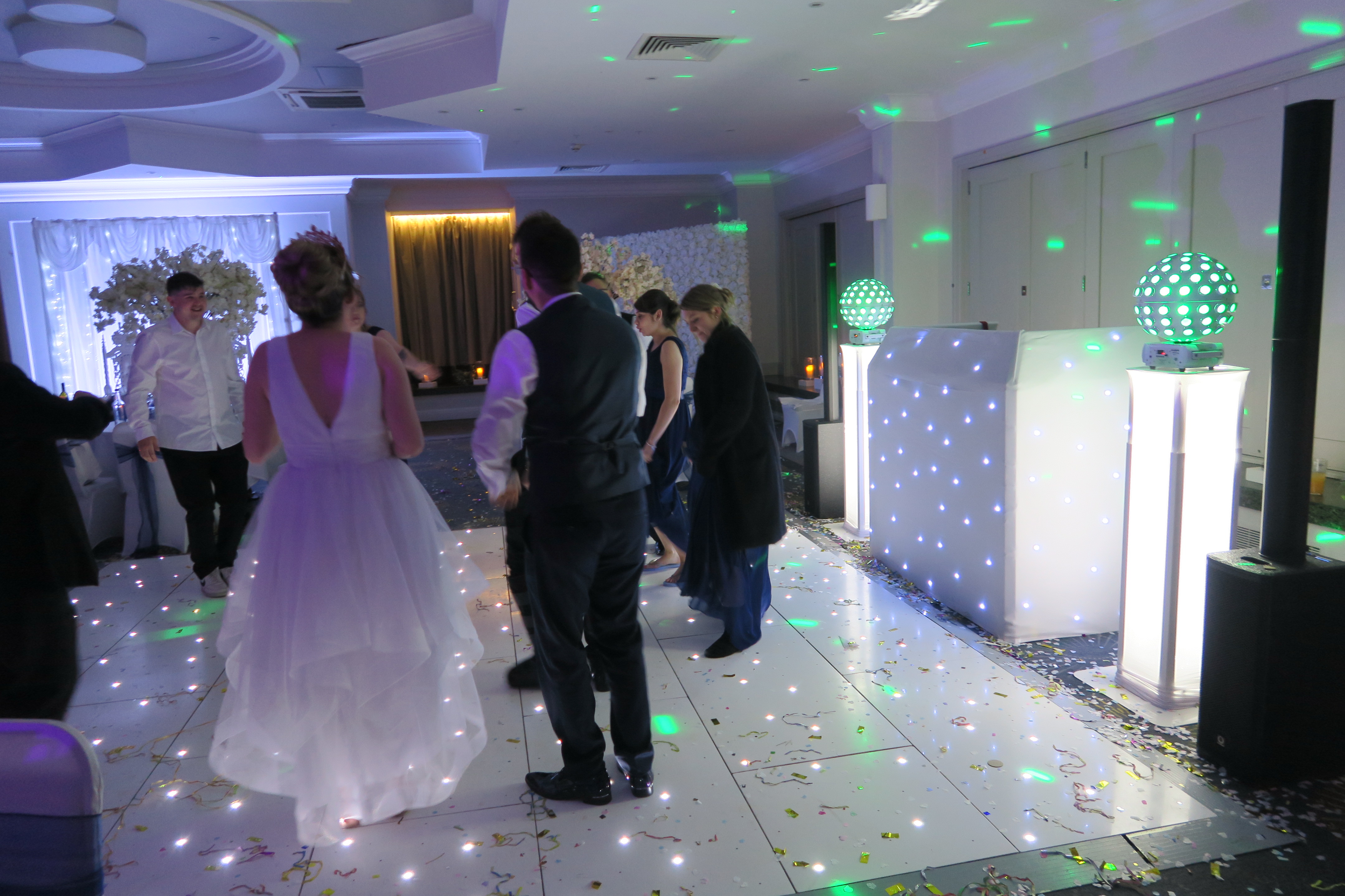 White Wabbit Starlight Experience