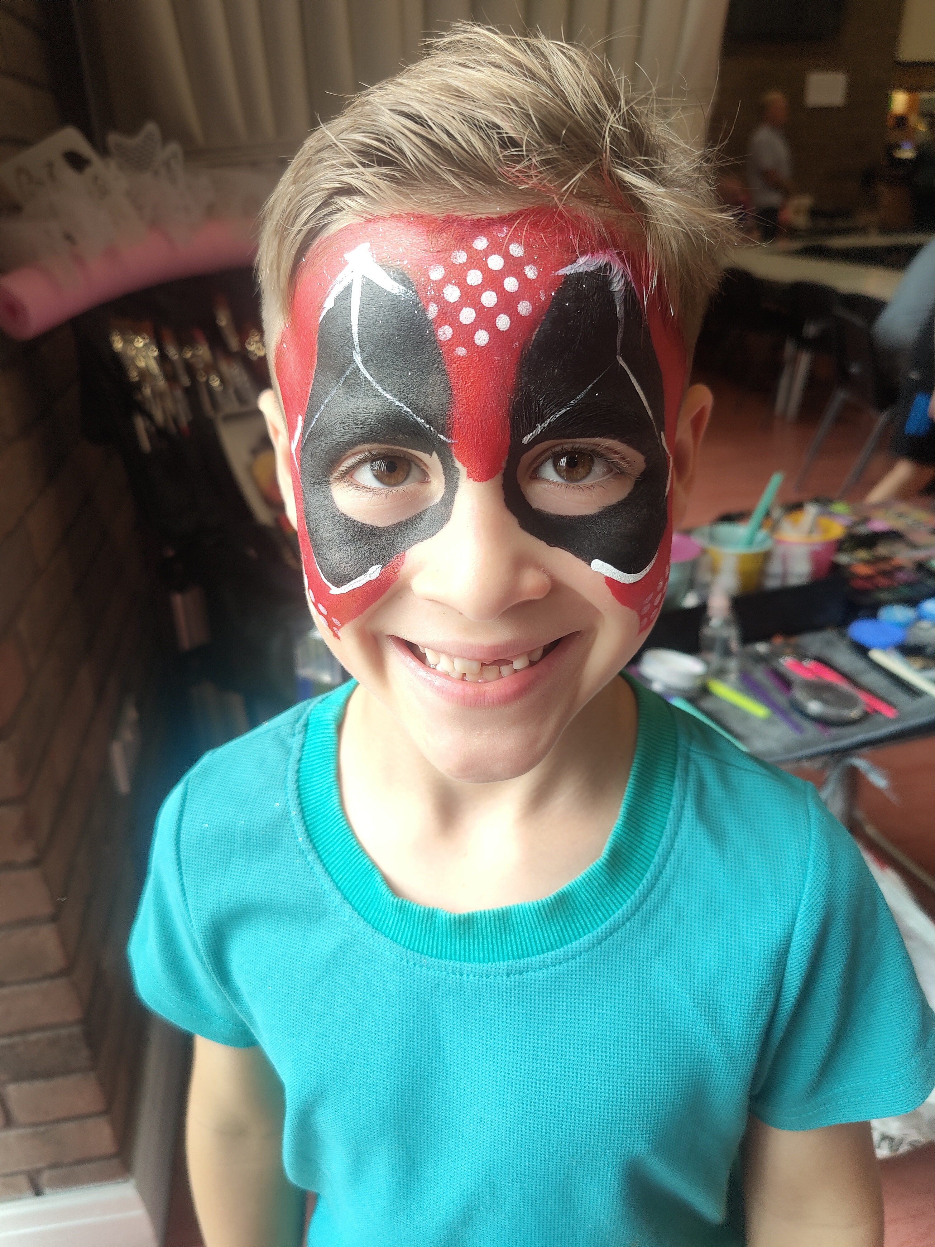 Get Your Glitter on Face Paint with Kaz ✨