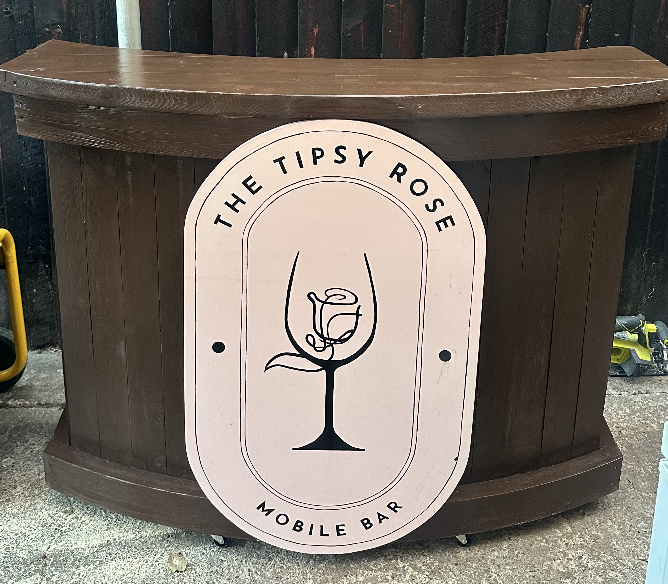 Mobile Pop-Up Wooden Bar Perfect for Any Space