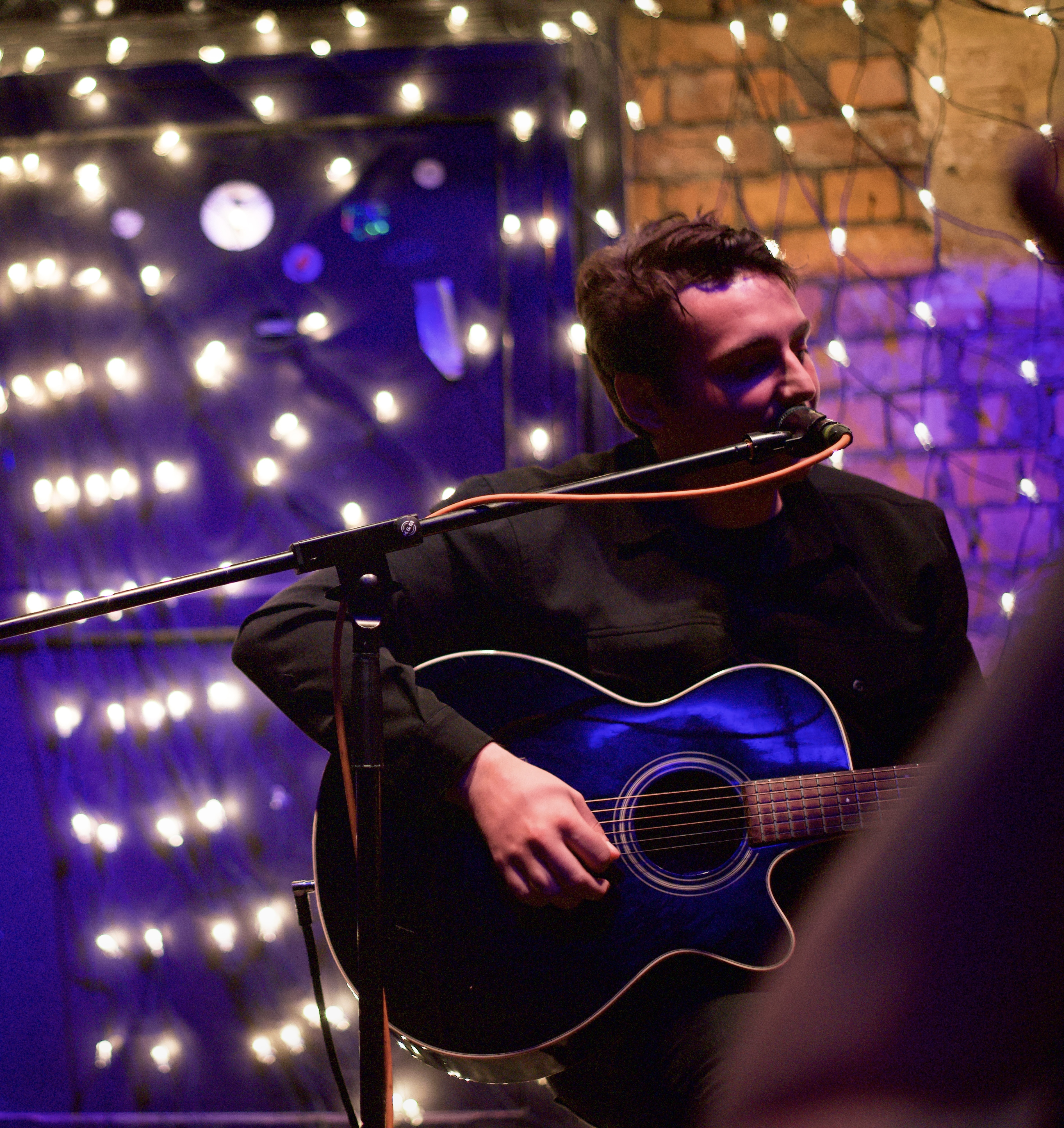 Acoustic Pop & Rock Vocalist Jason Walsh