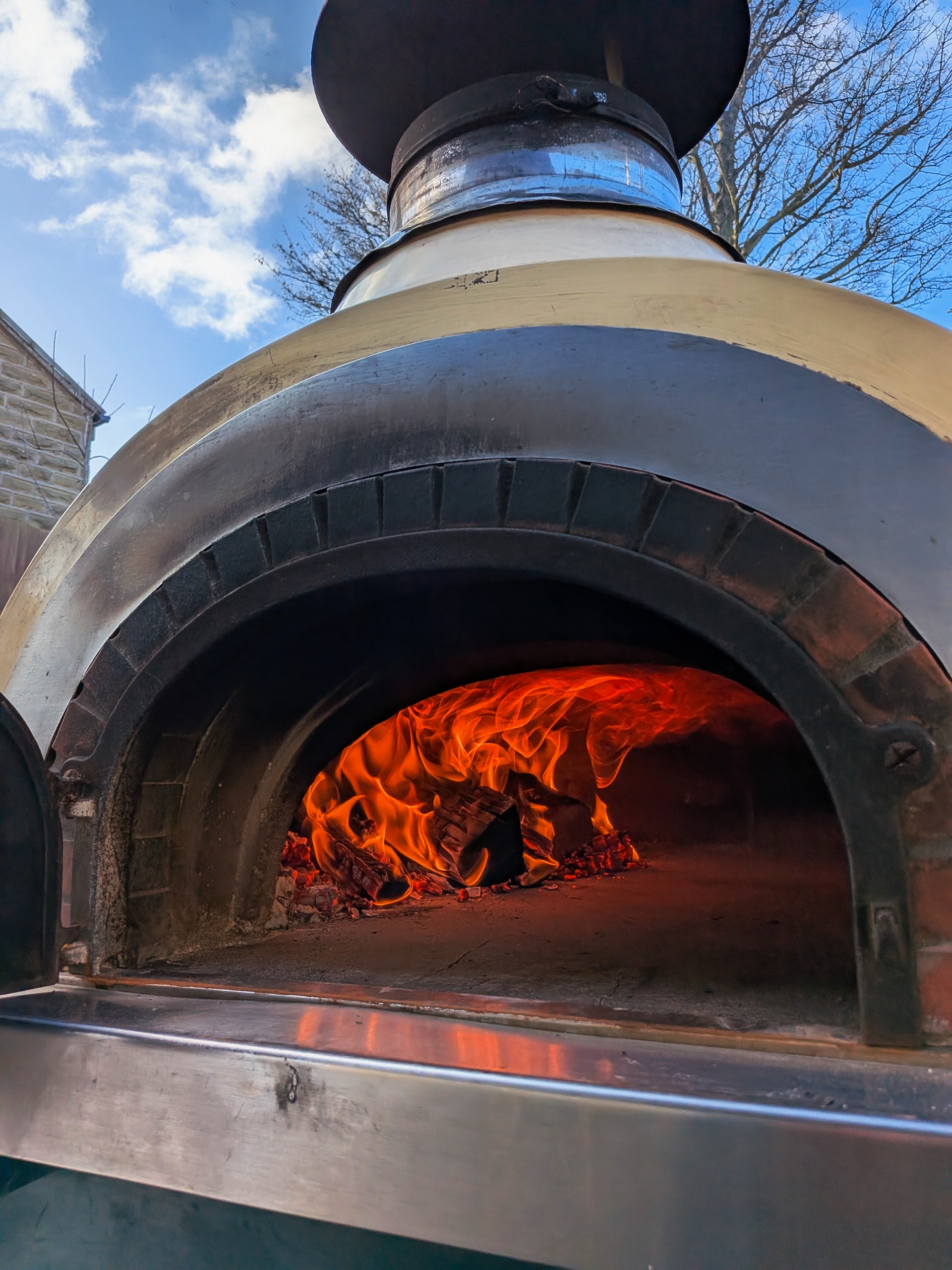 Napoli-Style Wood Fired Pizza 🍕
