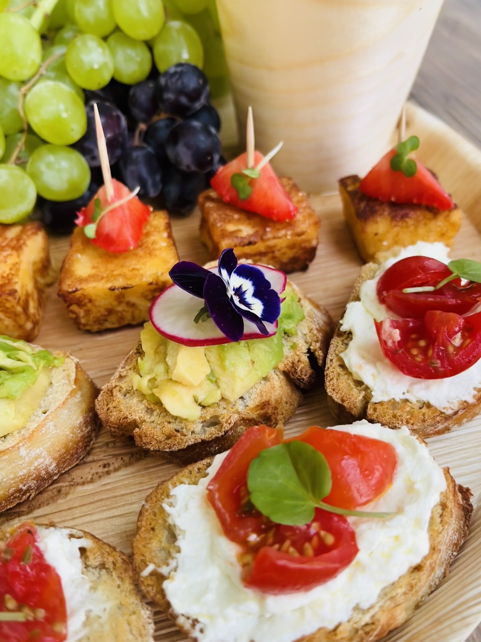 Stunning Canapés with Fresh & Seasonal Ingredients