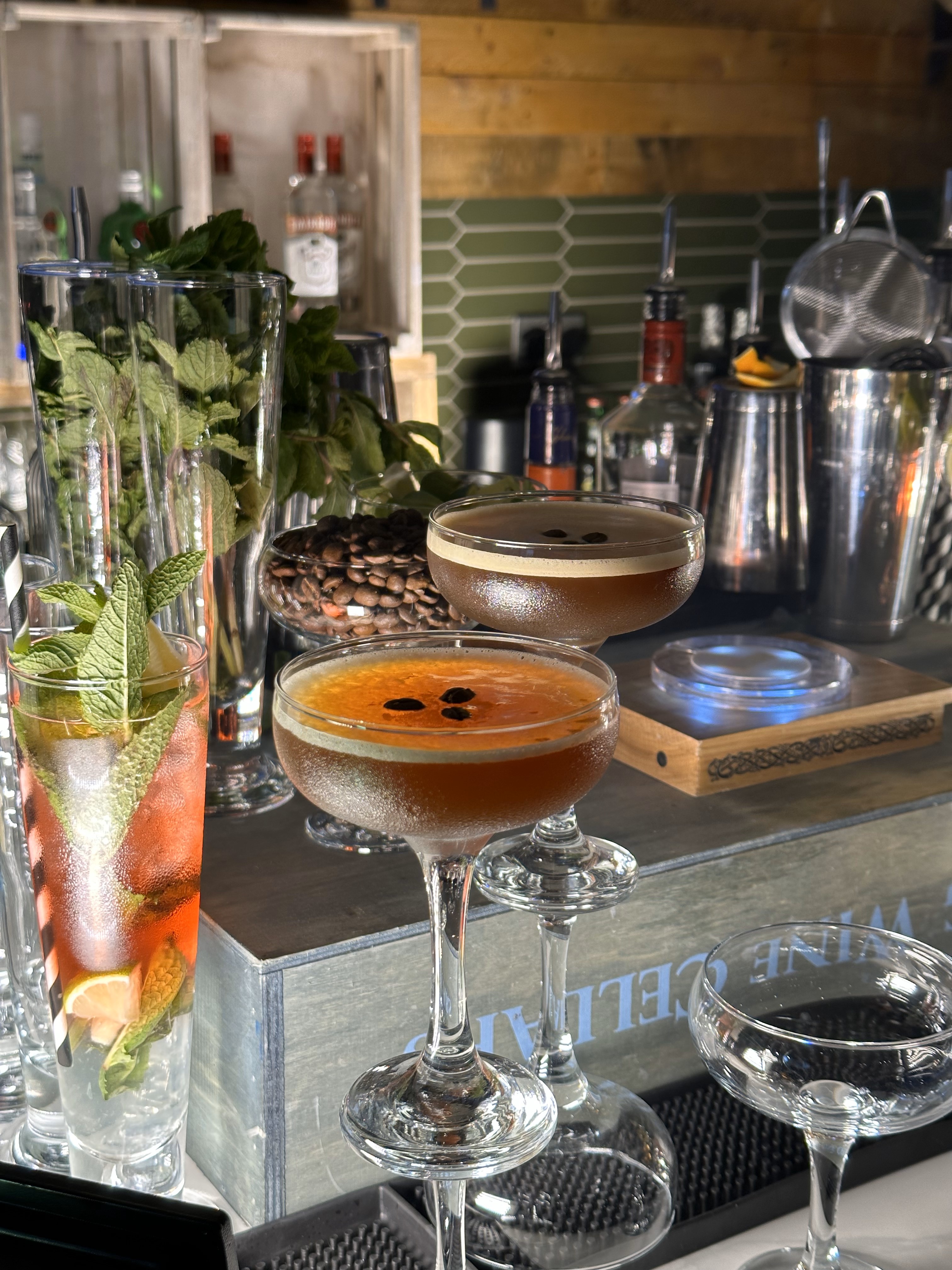 All-Inclusive Bar & Masterclass