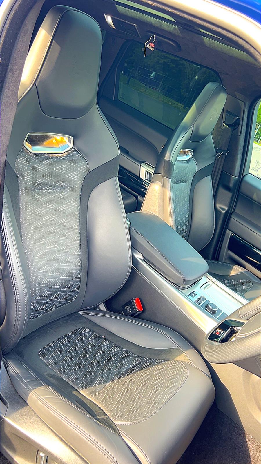 Range Rover SVR Carbon Edition 2022