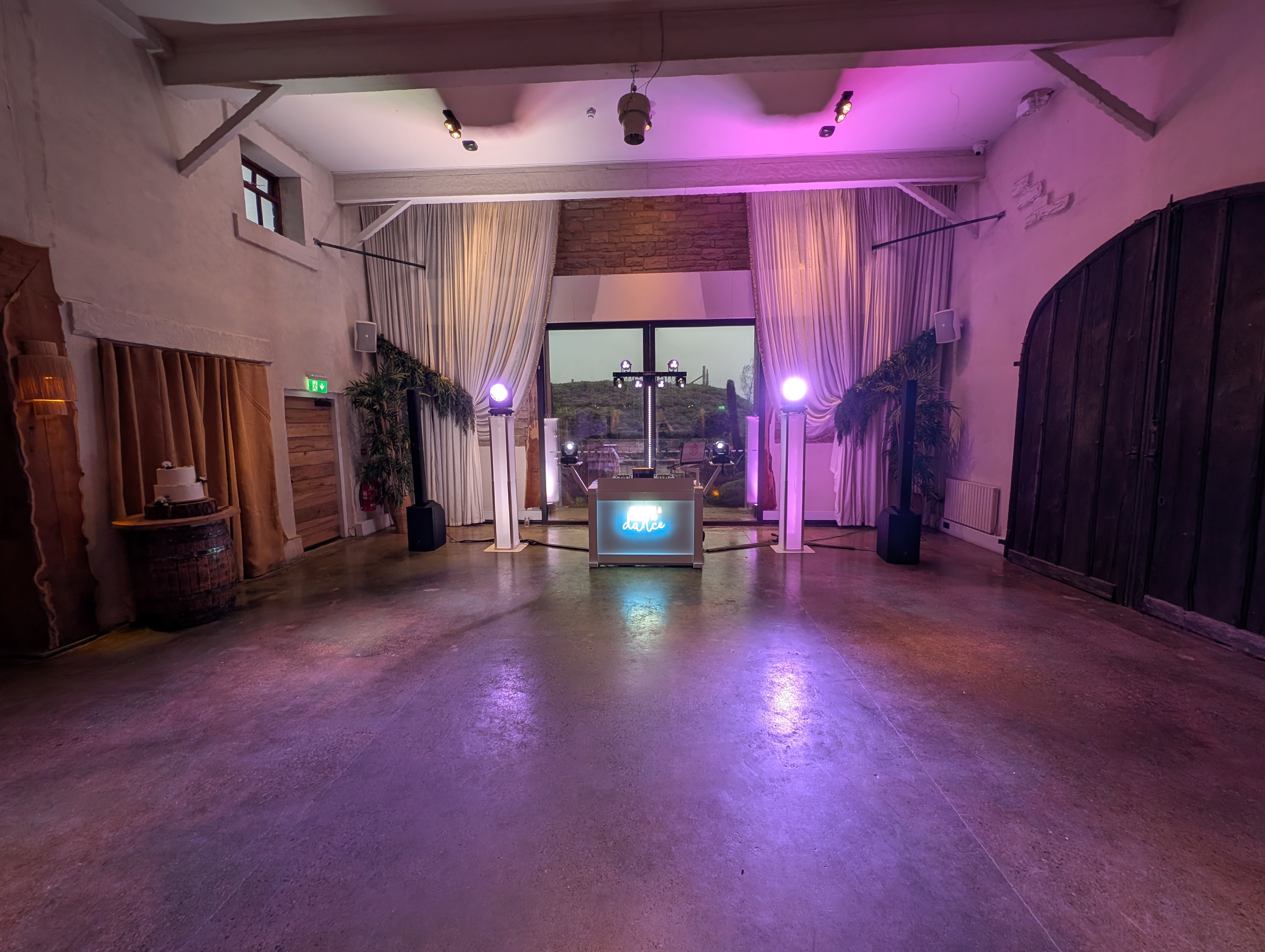 Marvellous Disco / DJ - over 20 years of wedding experience! 