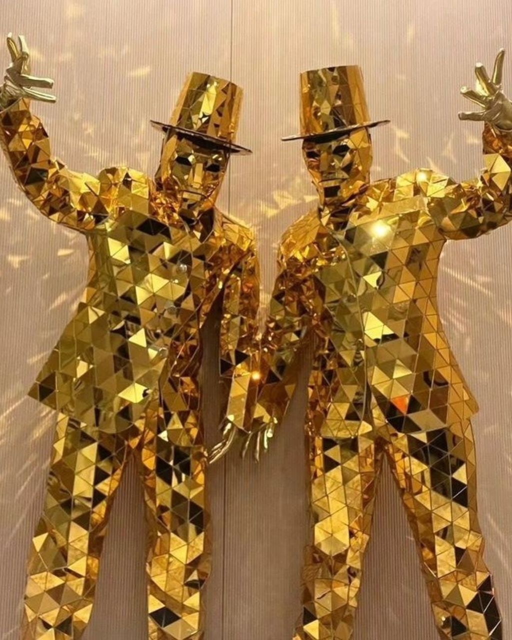 Mirror Men Add The Ultimate Sparkle to Your Event