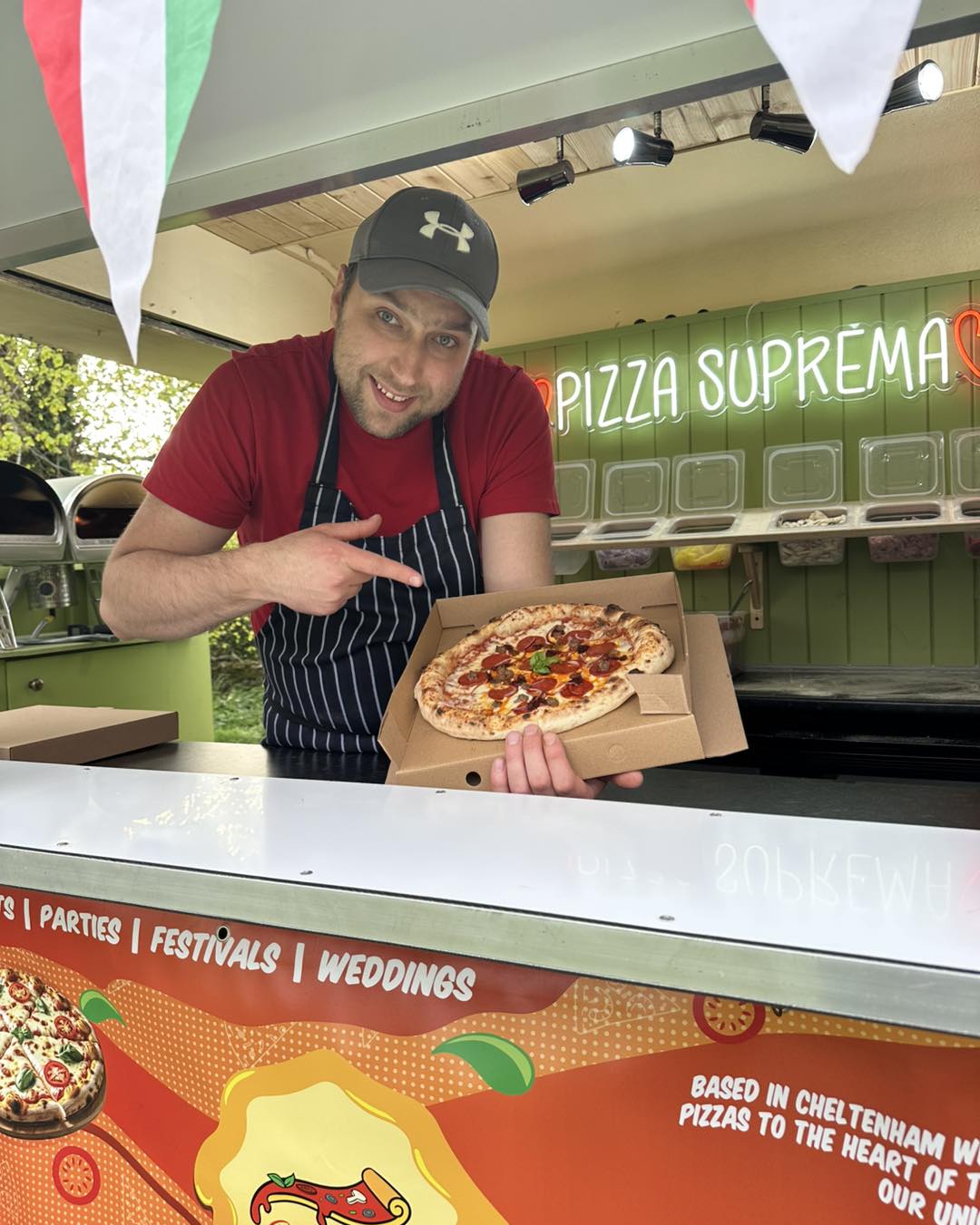 Delicious & Authentic Neapolitan-Style Pizza