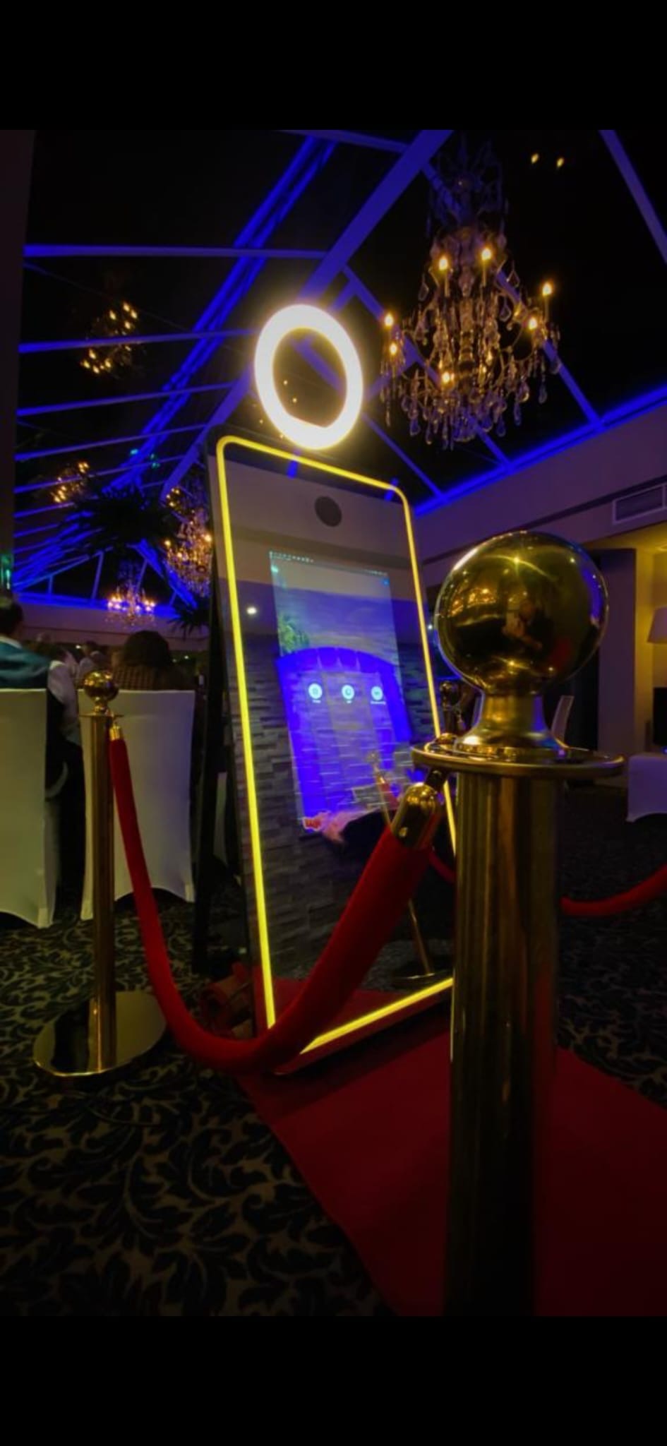 Interactive Magic Mirror Booth – The Ultimate Event Highlight