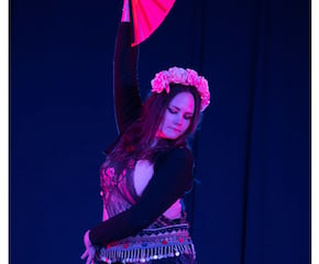Professional Arabic, Turkish & Tribal Belly Dancer