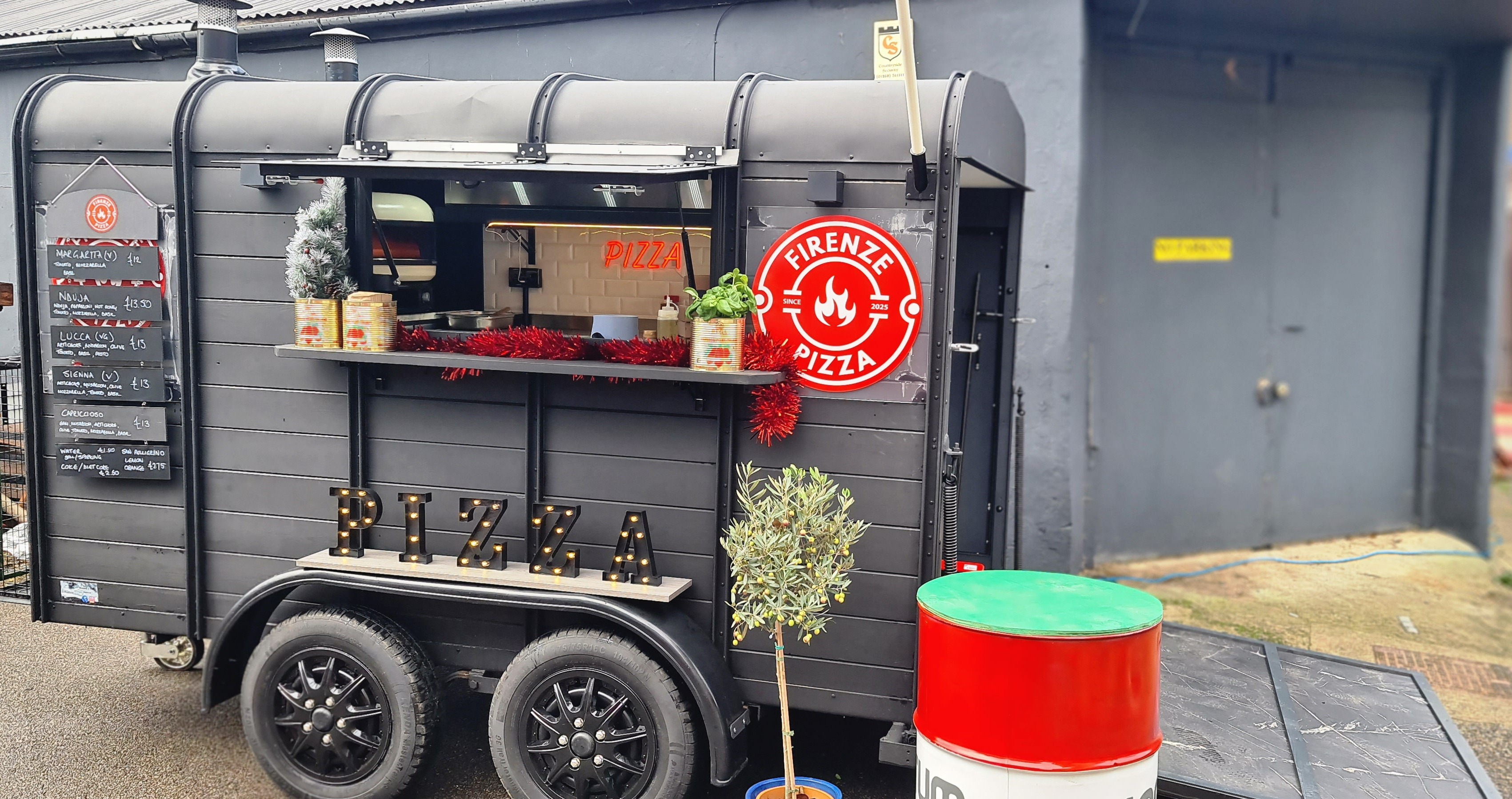 Handcrafted Neapolitan & Lovingly Made Stonebaked Pizzas