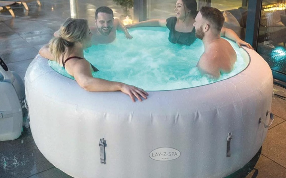10 Best Hot Tubs for hire in Hertfordshire Poptop