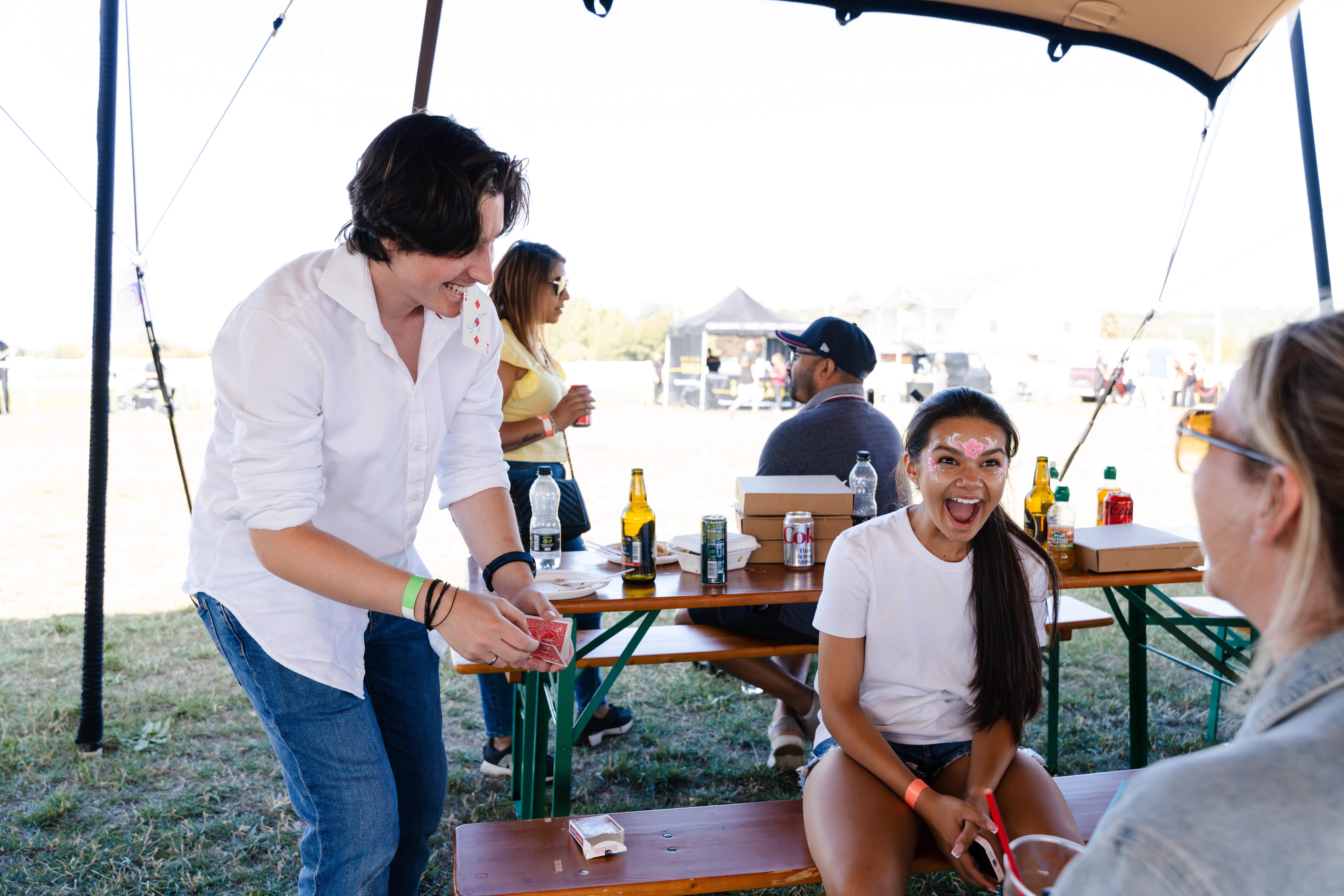 Professional sleight of hand | Expert card manipulator & illuionist 🎩