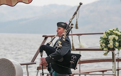 The "Glasgow Bagpiper" Performing Traditional Scottish Tunes
