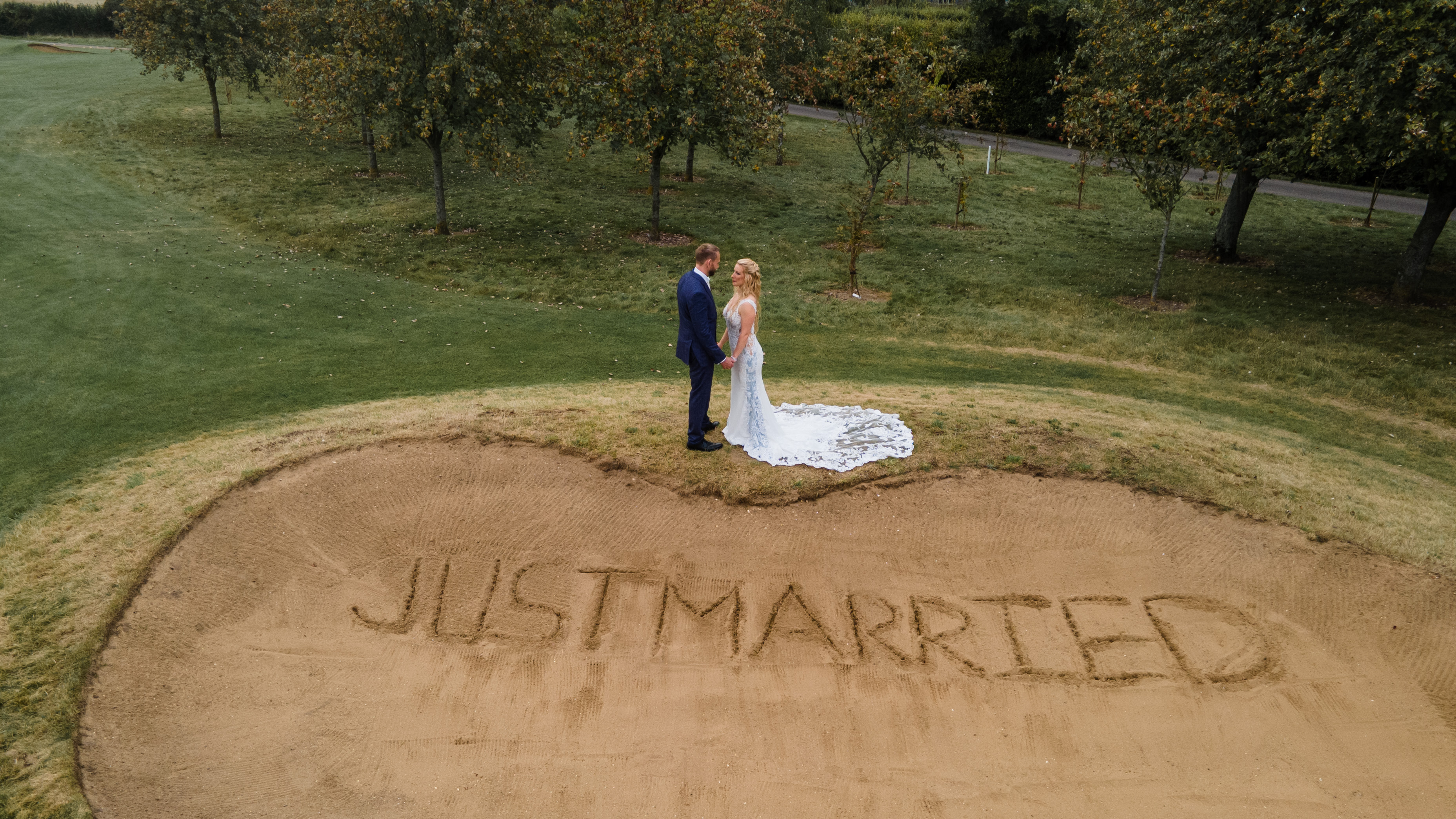 Candid & Creative Wedding Photography