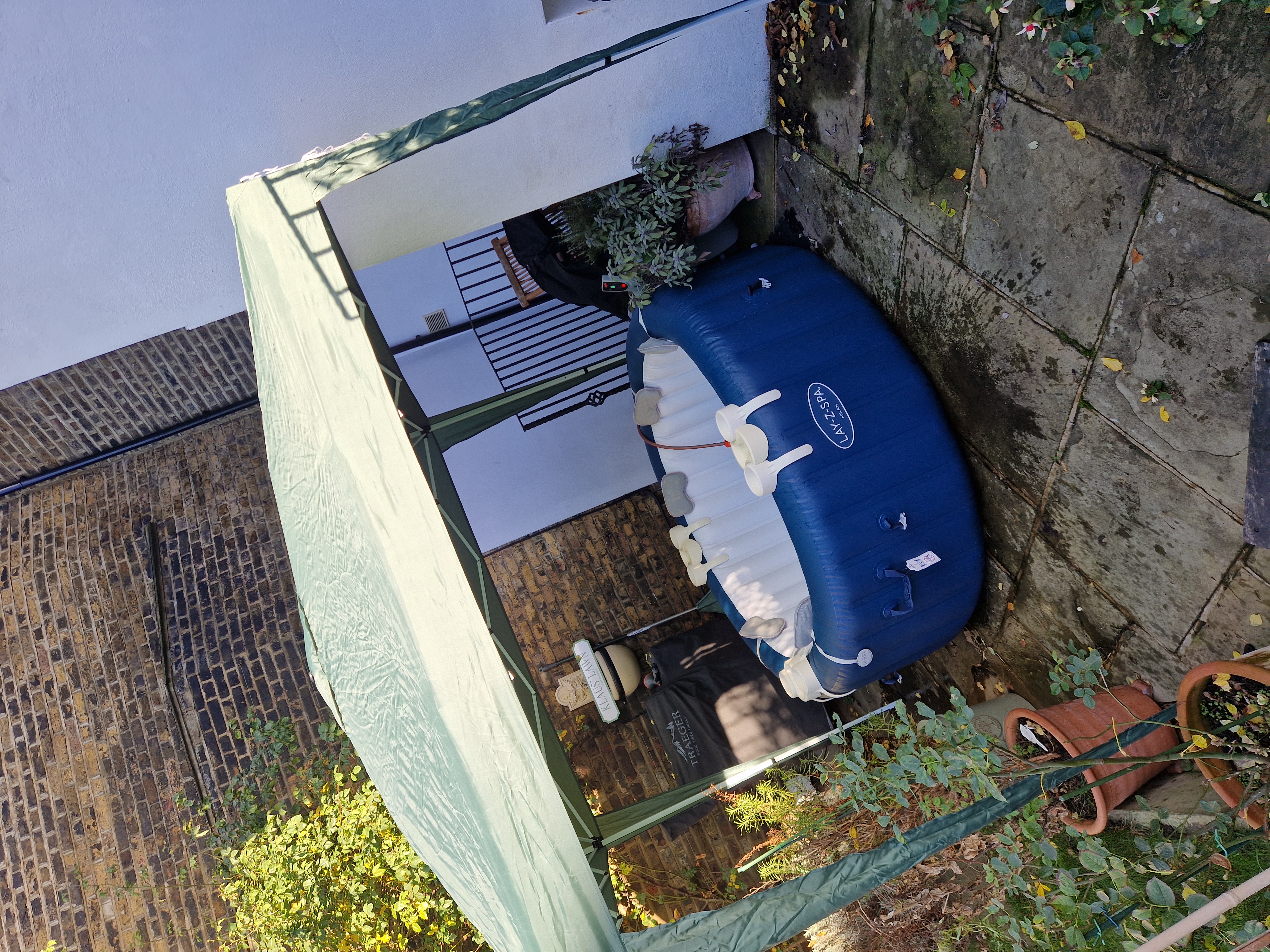 Luxury 6-Person Hot Tub - Delivered, Installed & Ready to Enjoy ✨