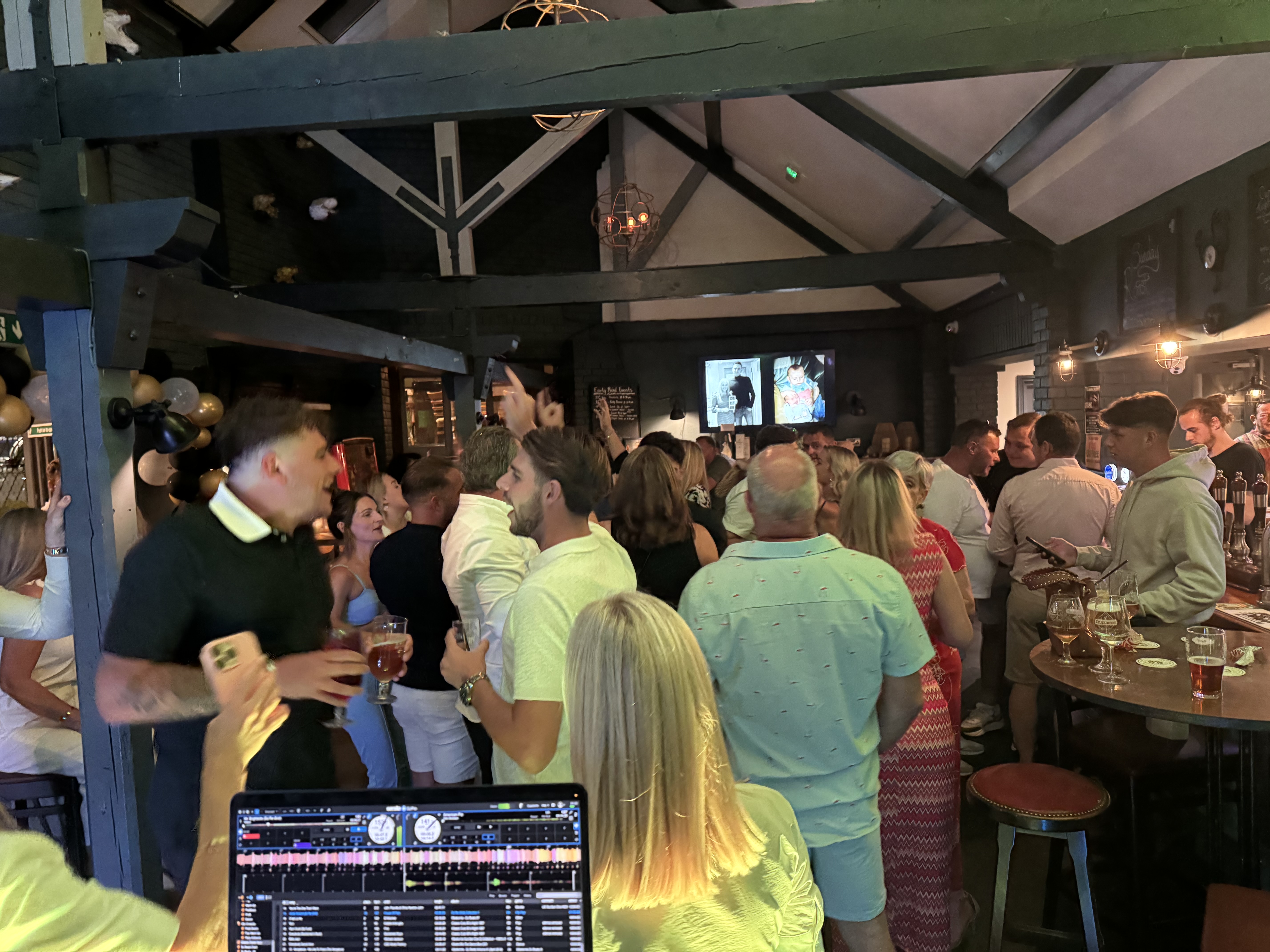 The Ultimate Club Style DJ For Your Event