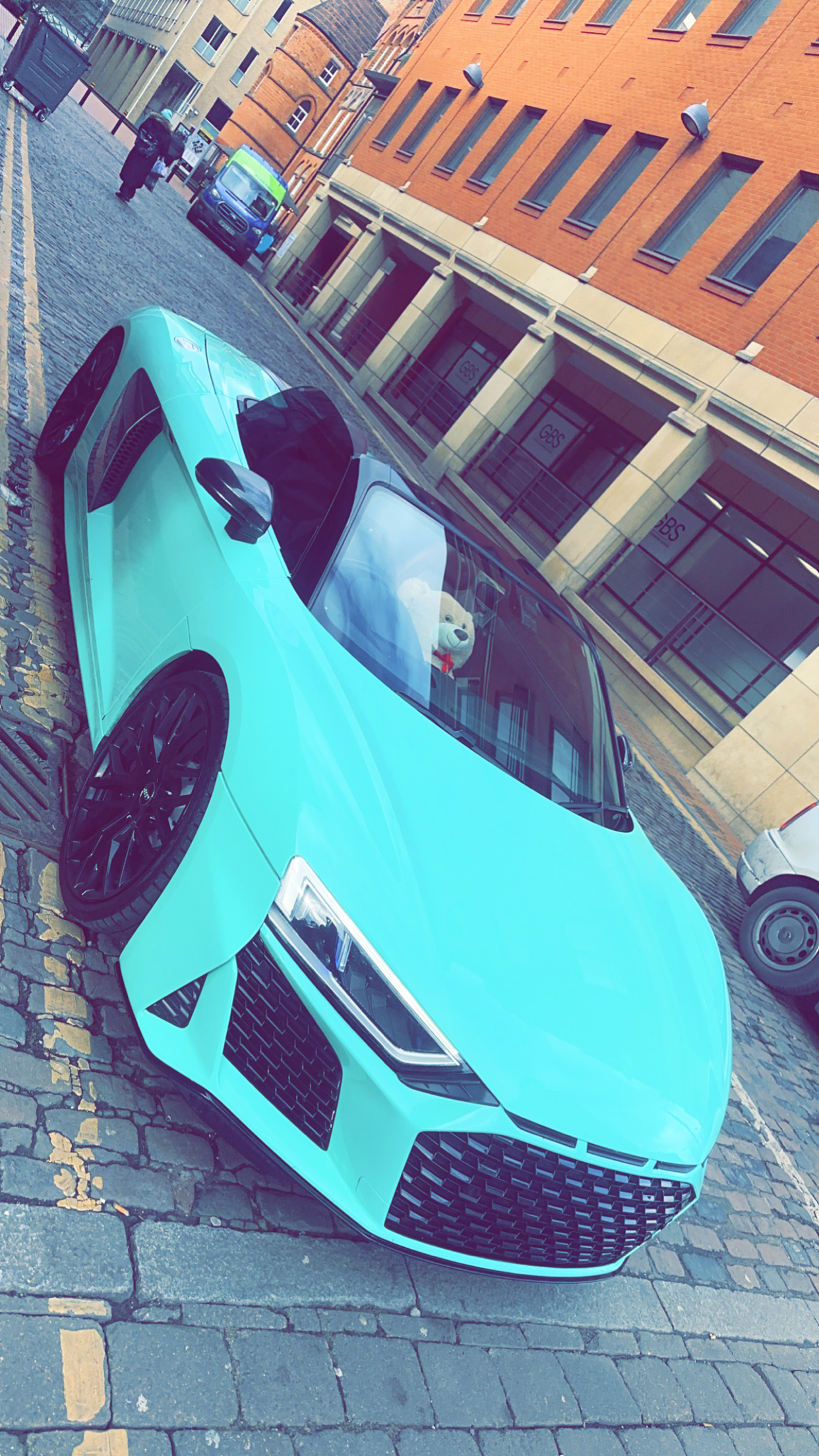 The Audi R8 Spyder in Tiffany Blue