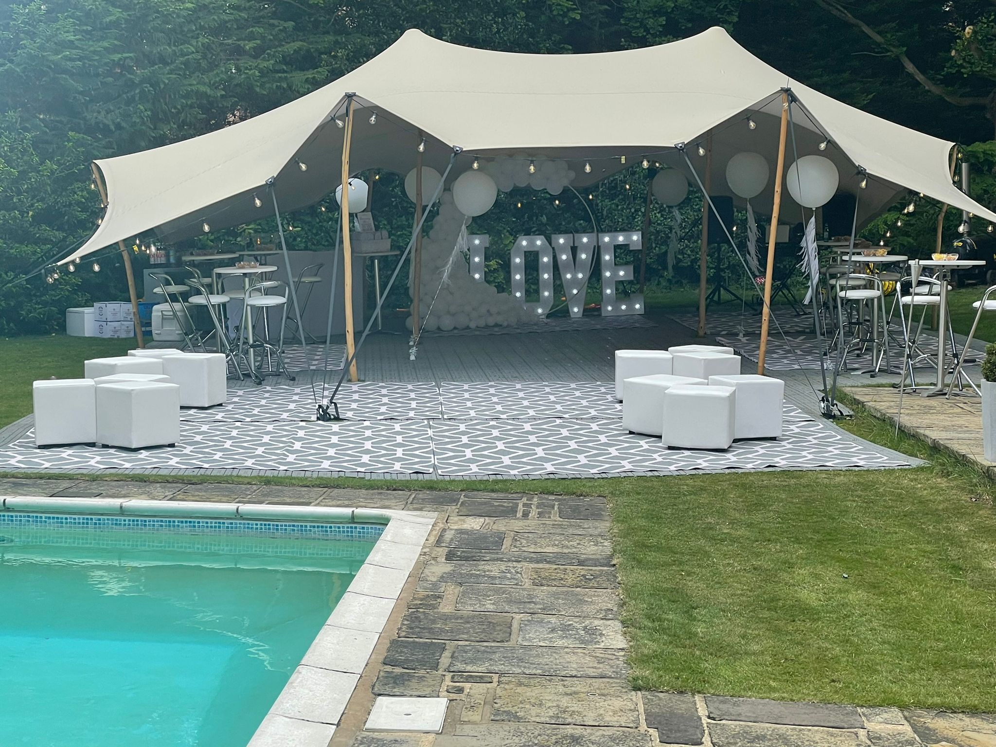 10m x 6.5m Stretch Tent For All Occasions