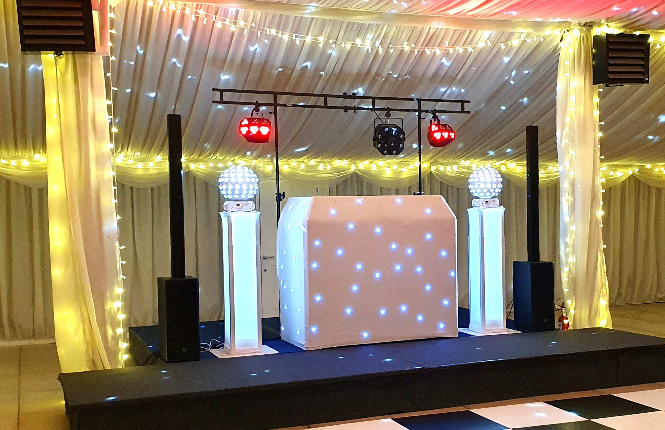 White Wabbit Starlight Experience