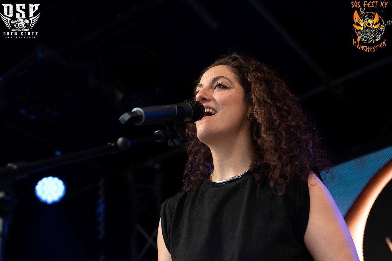 One Voice. Full Band Energy. Every Genre Covered.