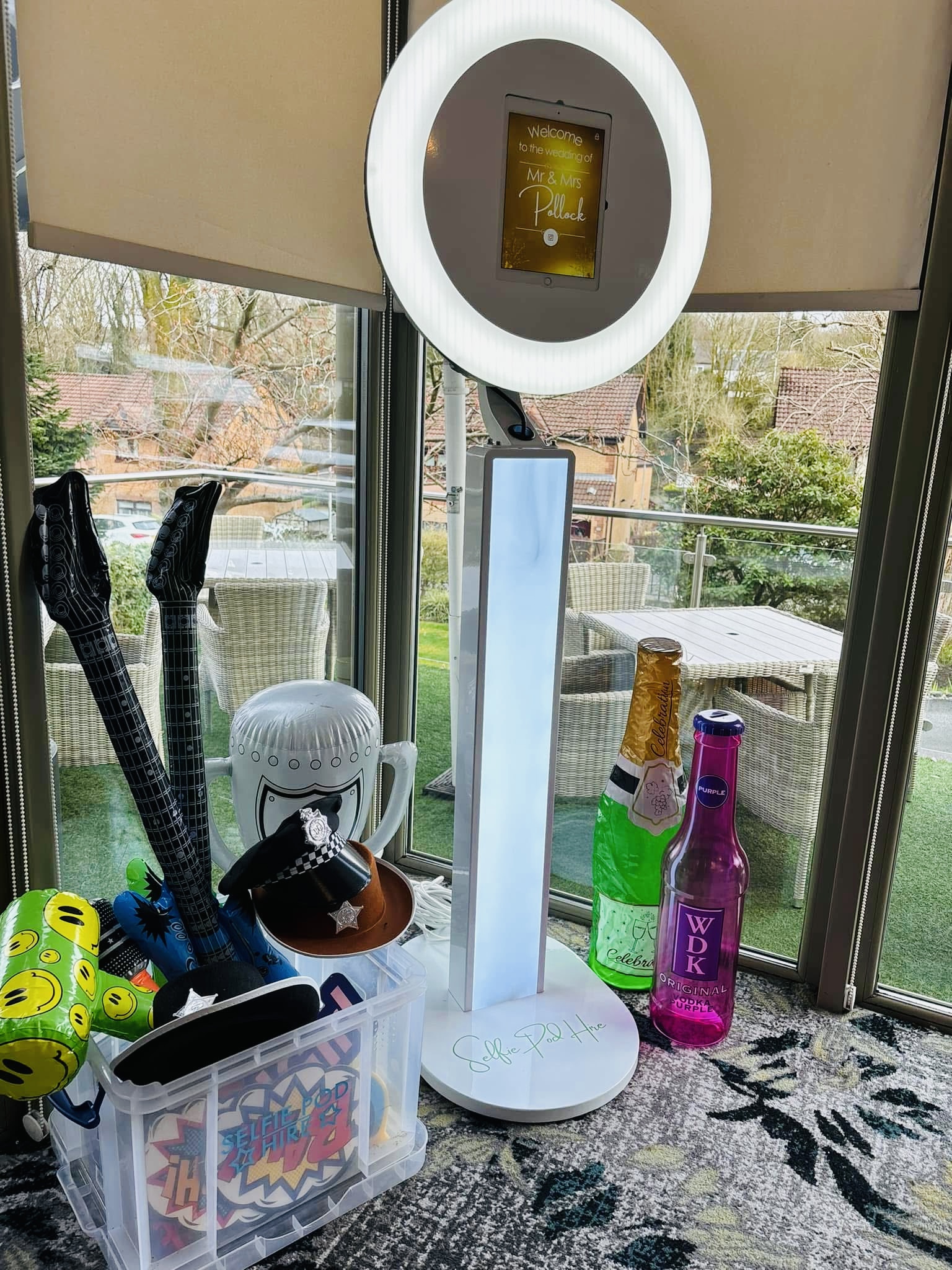 Selfie Pod Making Memories For A Life Time