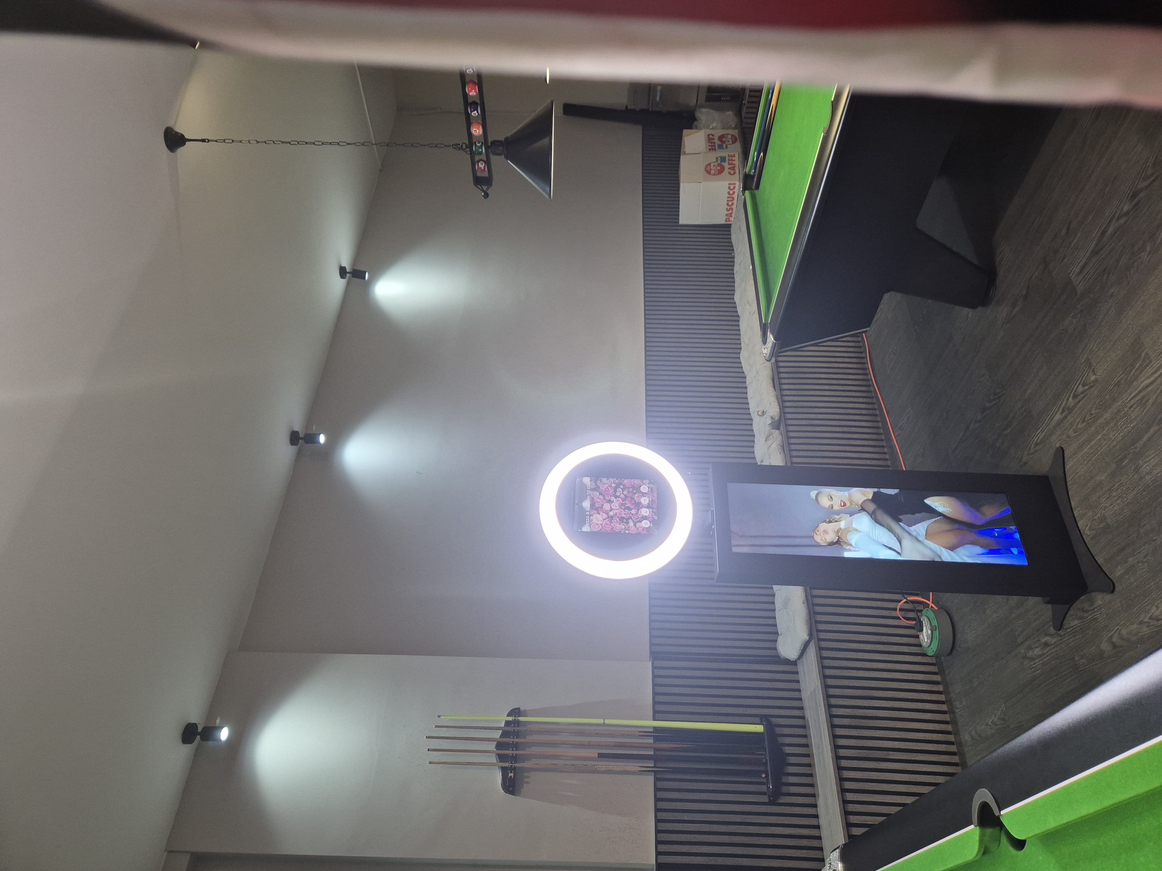 Modern Photo Booth For All Events