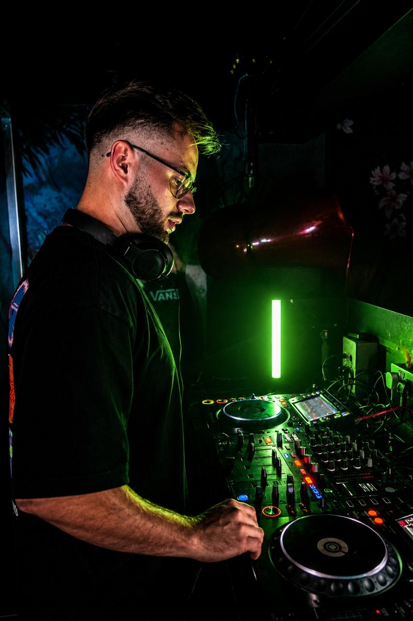 DJ Krolak - Full Setup, All Music Genres, Unforgetabble Events, Insurance