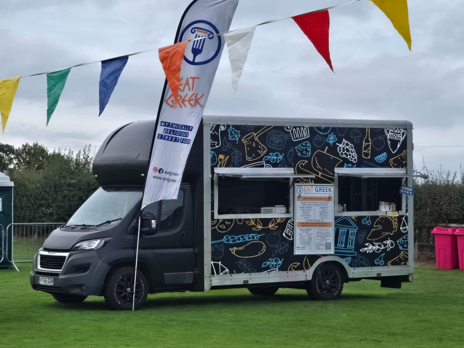 The Ultimate Loaded Mac & Cheese Experience