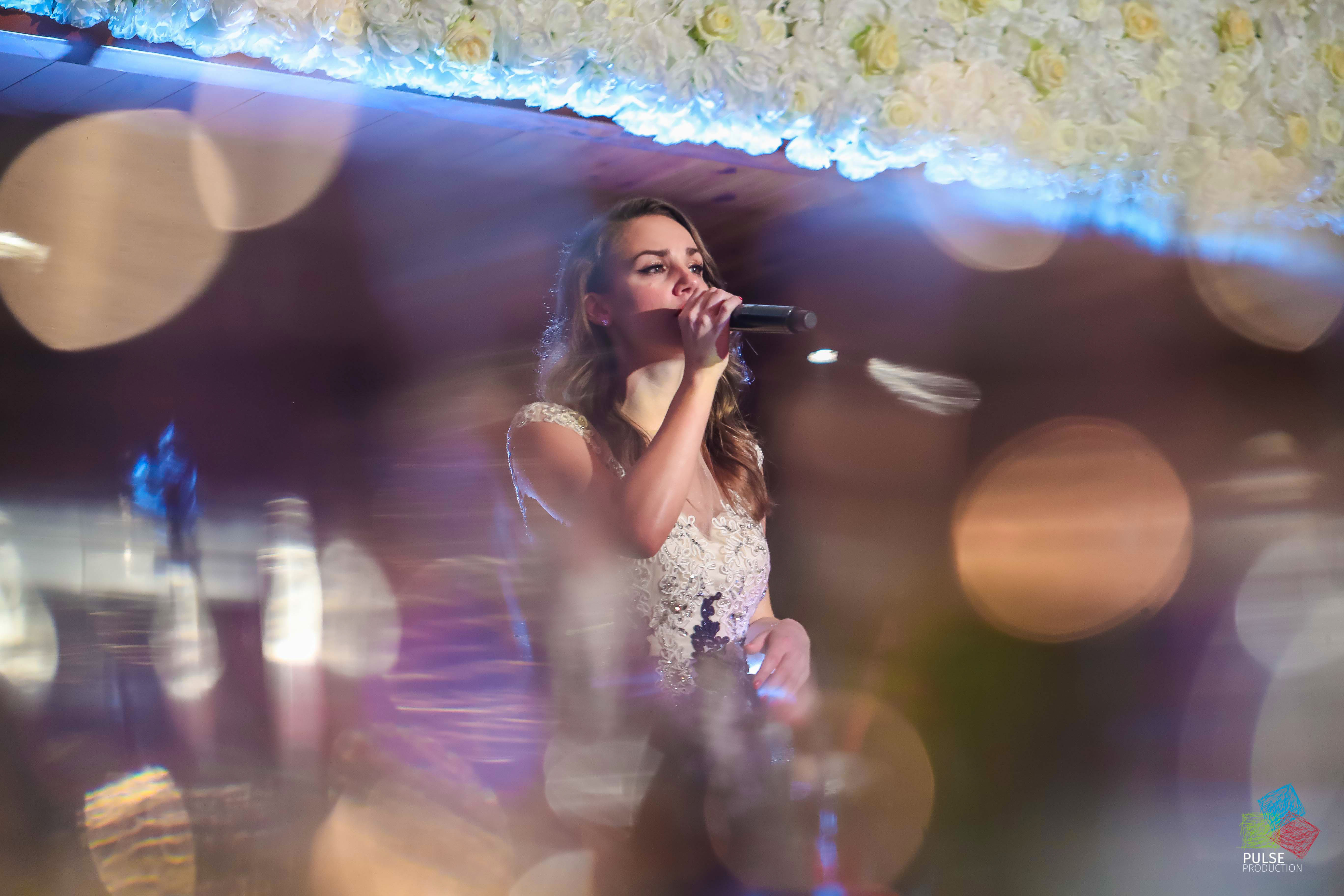 International Wedding & Events Singer Claire Rossi |  Pop, Soul, Motown 