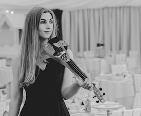 Acoustic & Electric Violinist Pippa Griffin