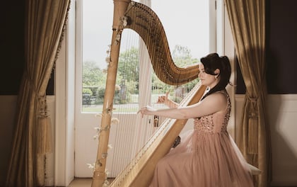 Sophia Beautiful Vocals with Harp Music