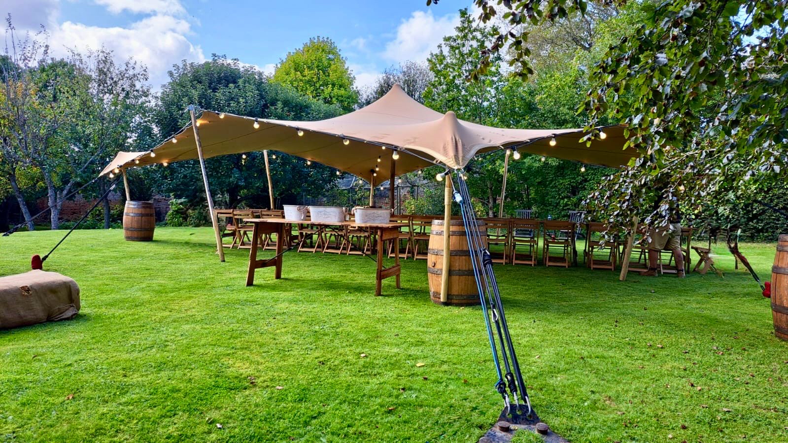 Beautiful 7.5m x 10m South African Stretch Tent