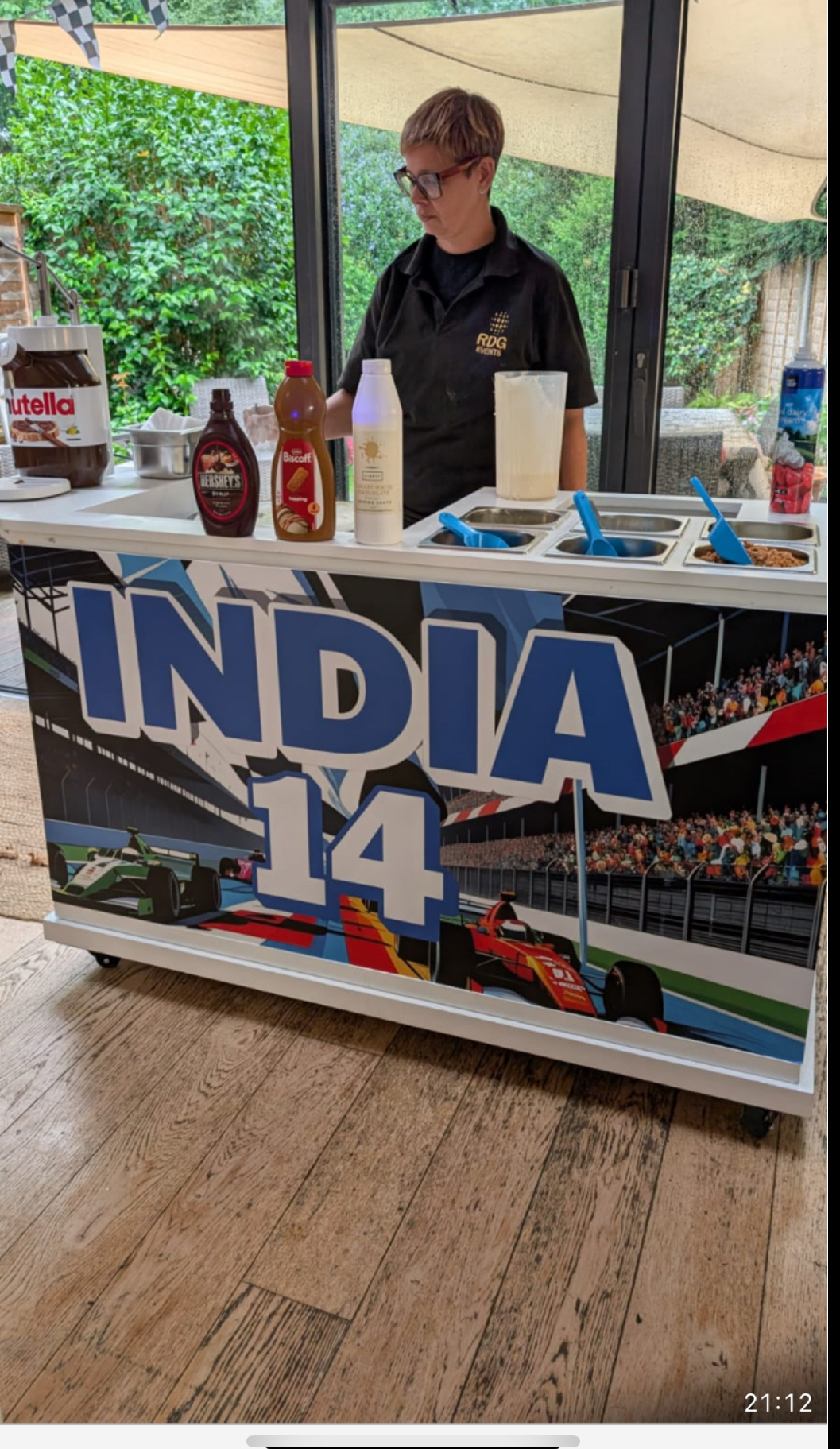 Stylish Crêpes Food Station