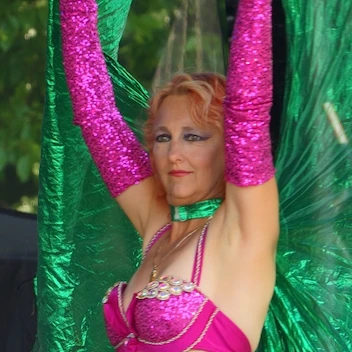 Sarah Swirled Belly Dance