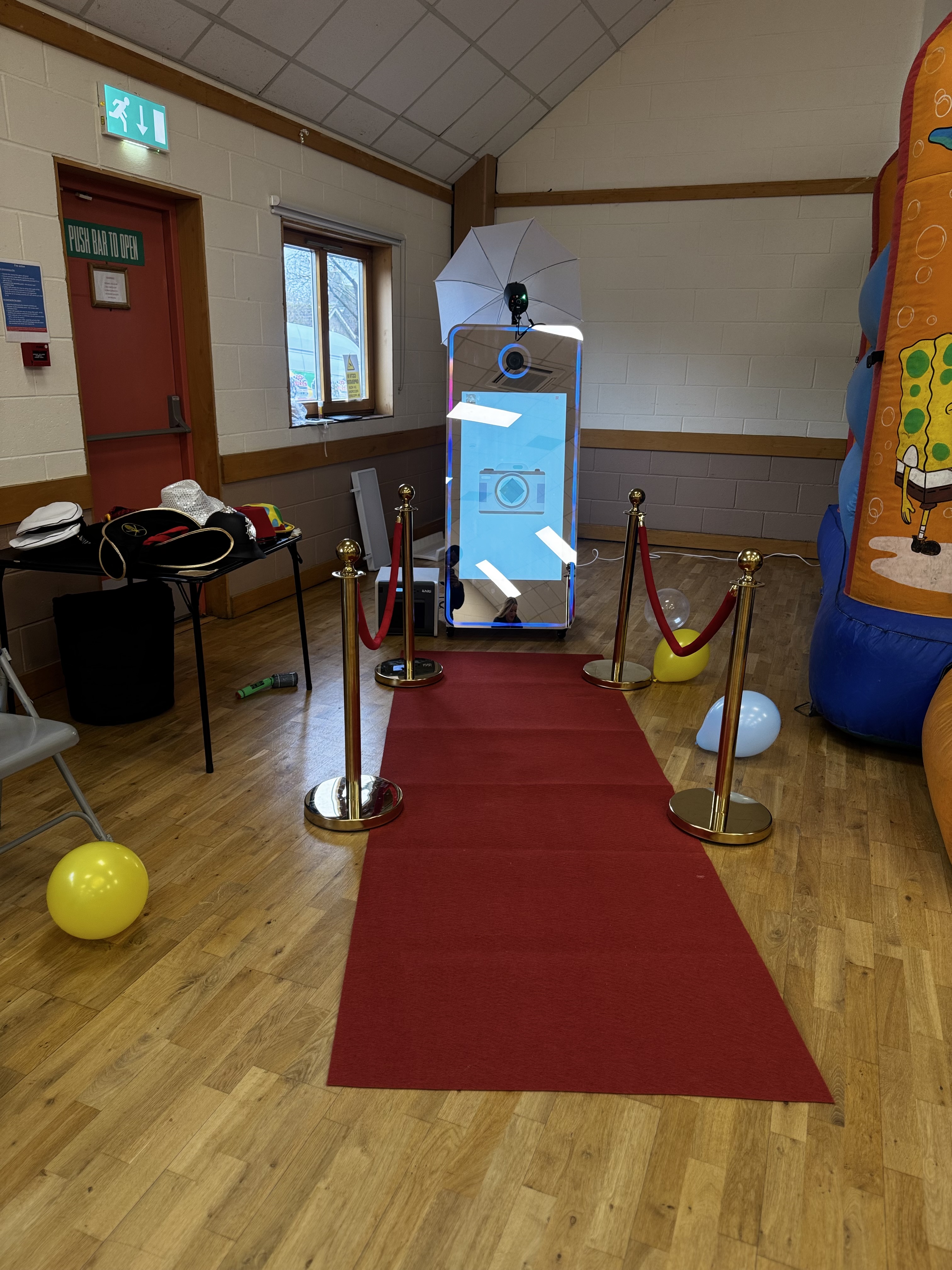 Enchanted Magic Mirror Captures Full Length Images