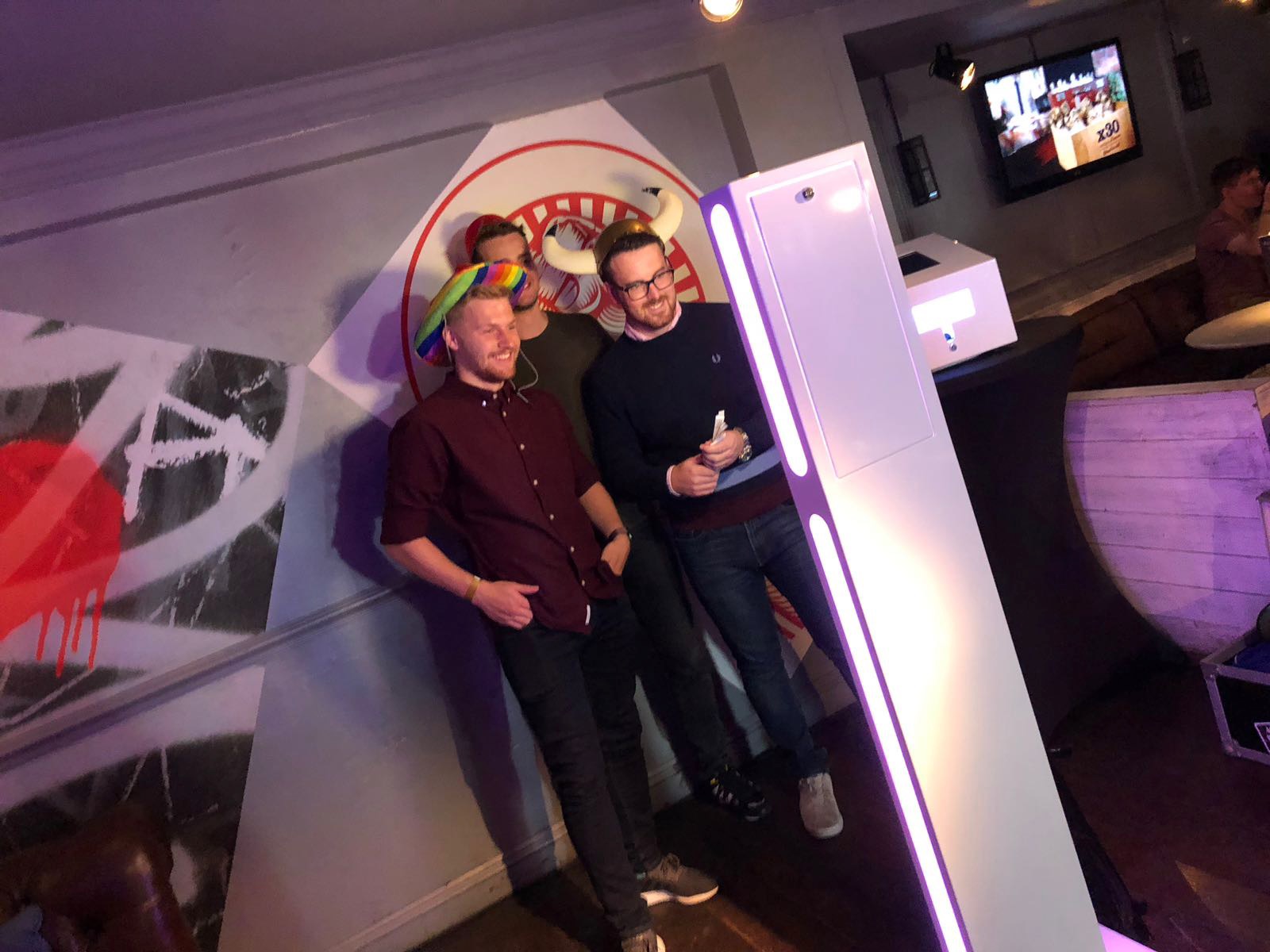 Selfie Pod Photo Booth With Optional Instant Prints