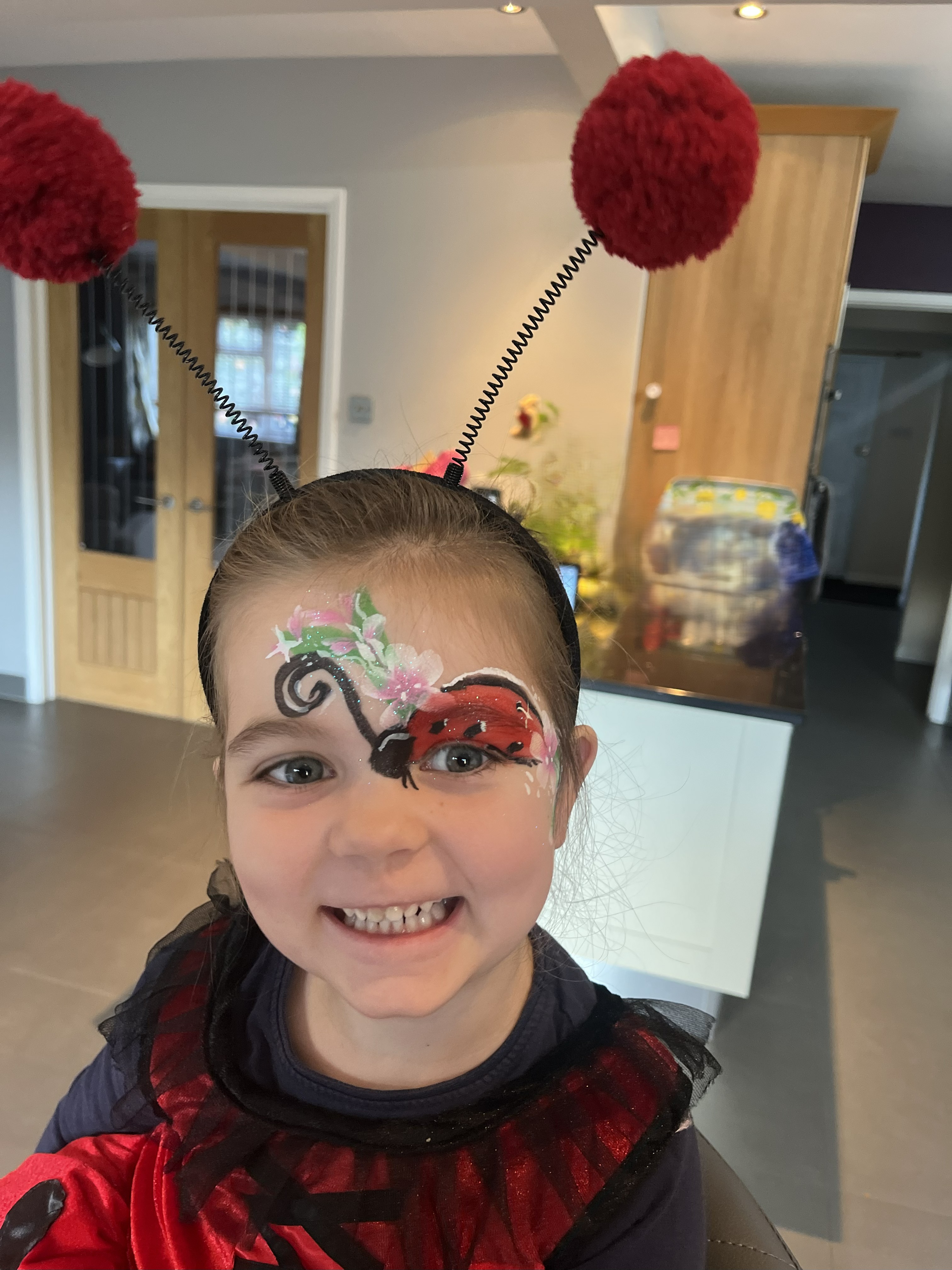 Colourful & Sparkly Face Painting