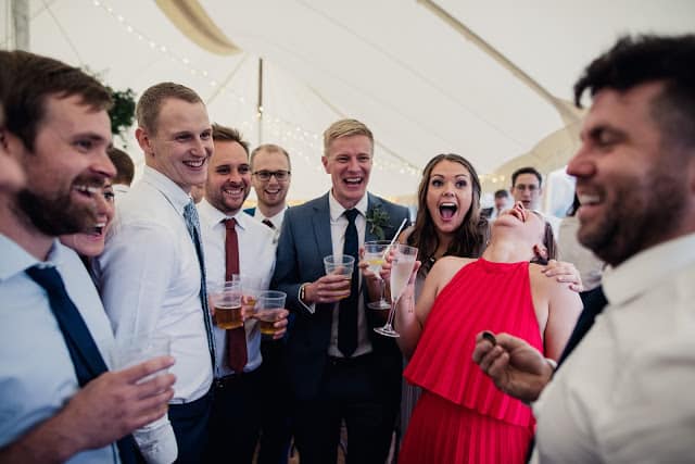 Wedding Magician & Close-Up Magic