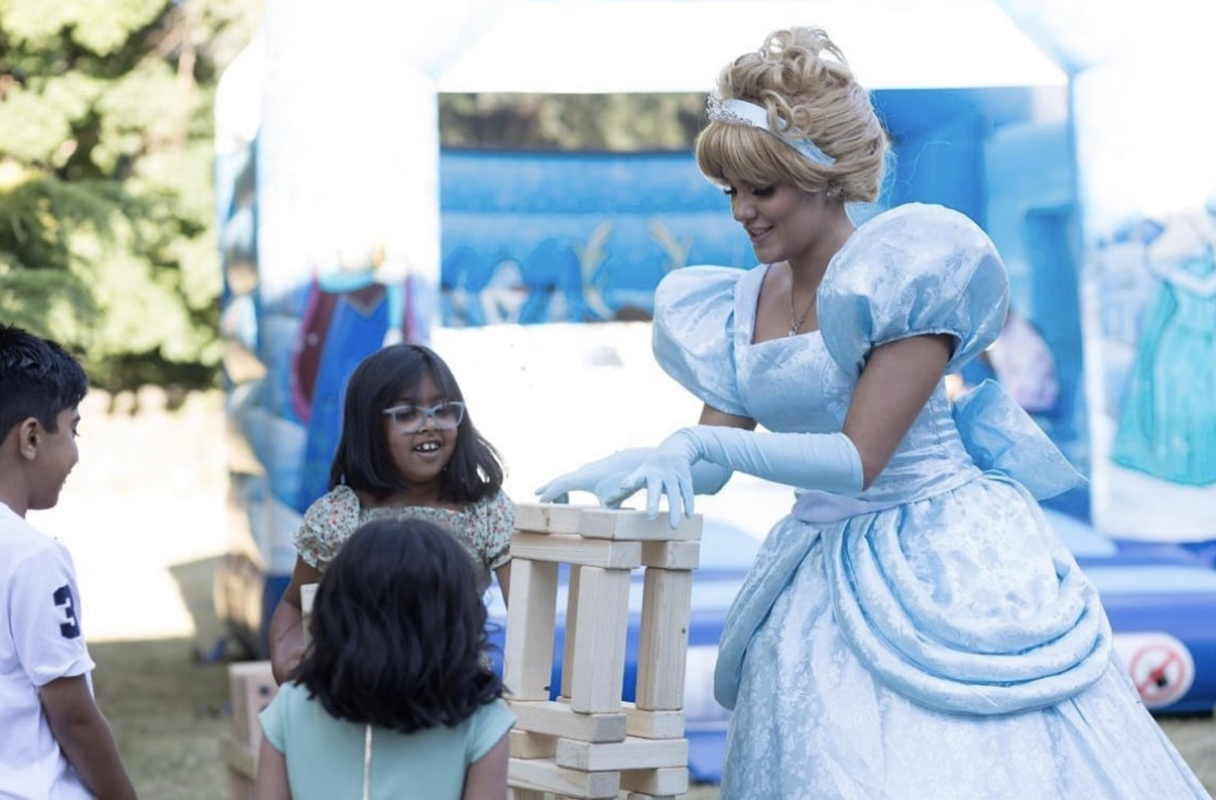 Sparkles, Crowns & Magic – Ultimate Princess Party ✨