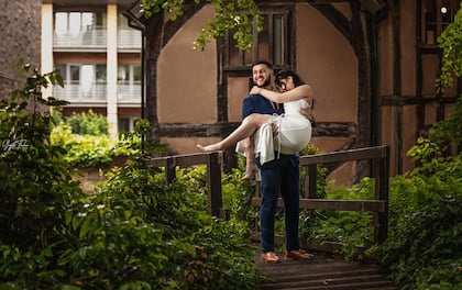 Friendly, Personable & Charming Wedding Photography