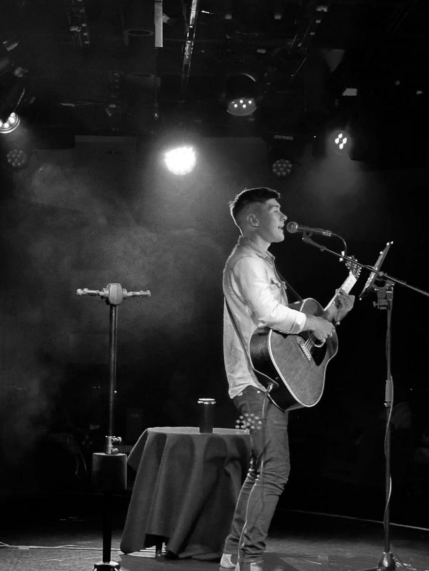 Ged Parker | Performing Hits from the 60s to Today