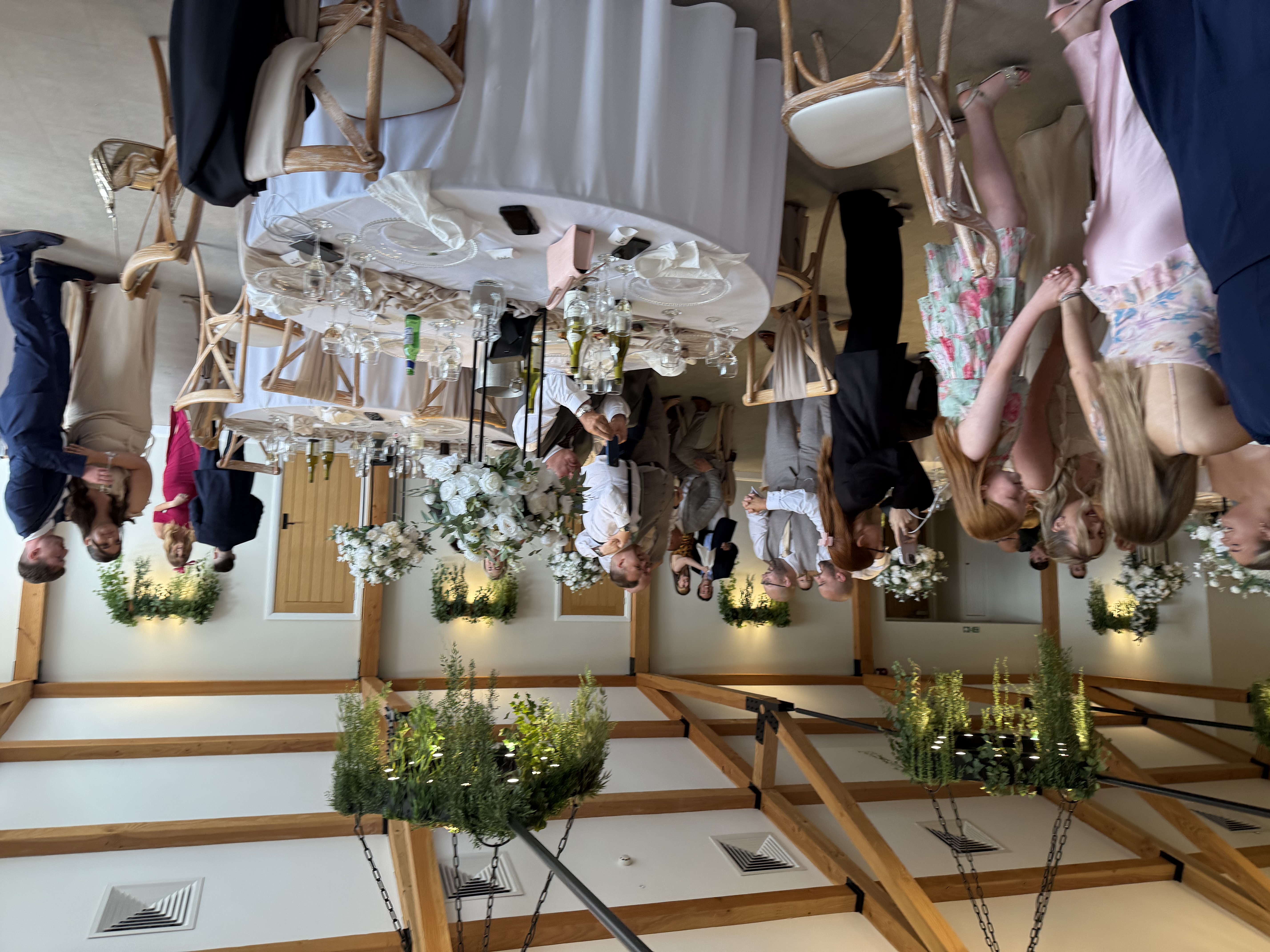 Kent’s Secret Singing Waiters: A Male/Female Duo Experience