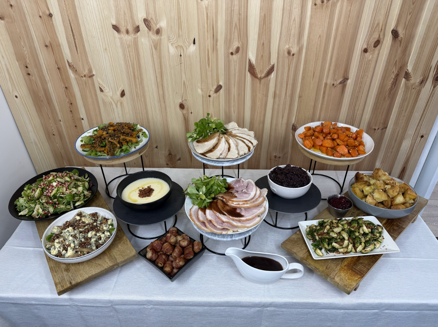 Celebrate The Season with our Festive Christmas Buffet 🎄