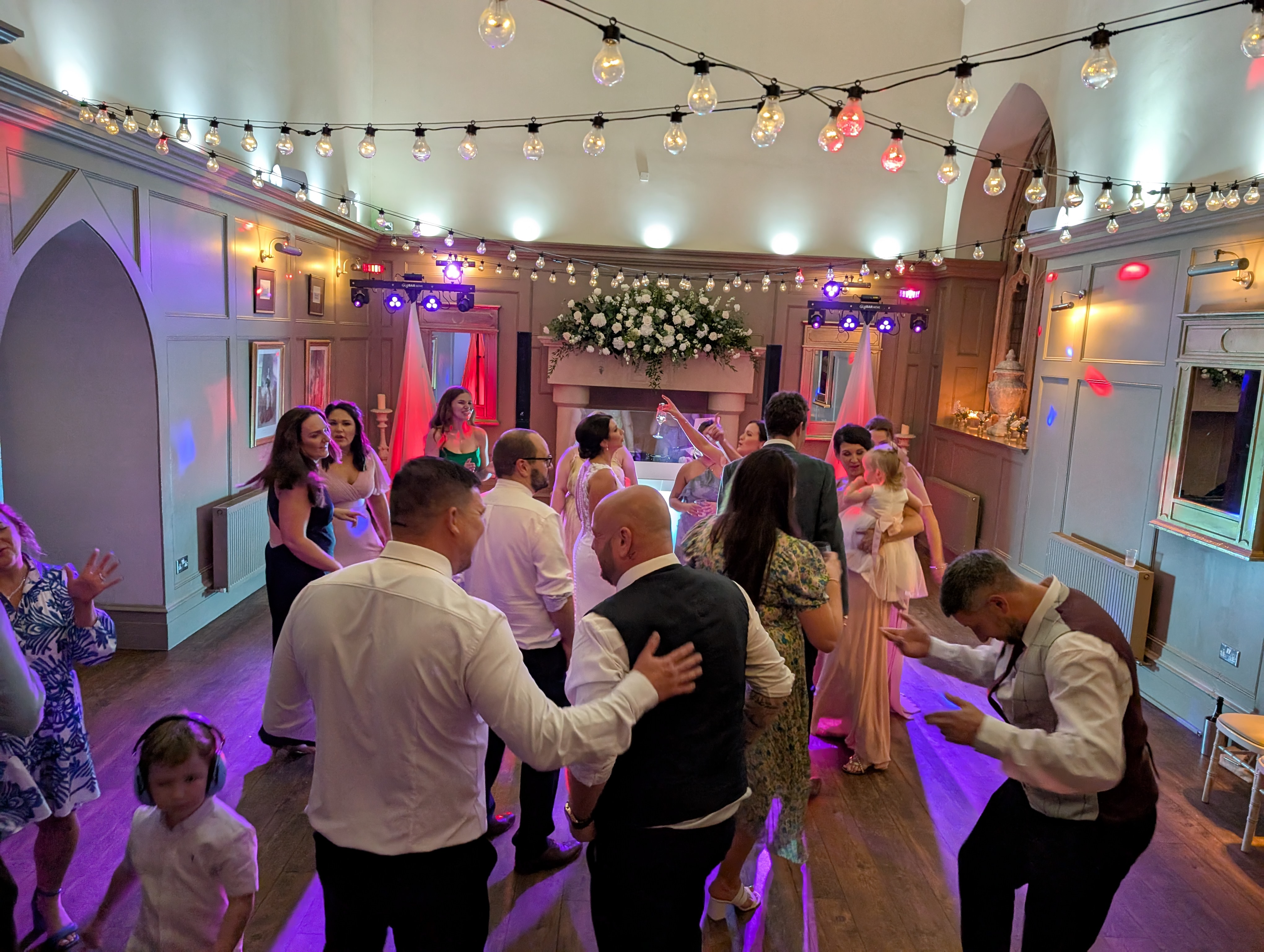 Marvellous Disco / DJ - over 20 years of wedding experience! 
