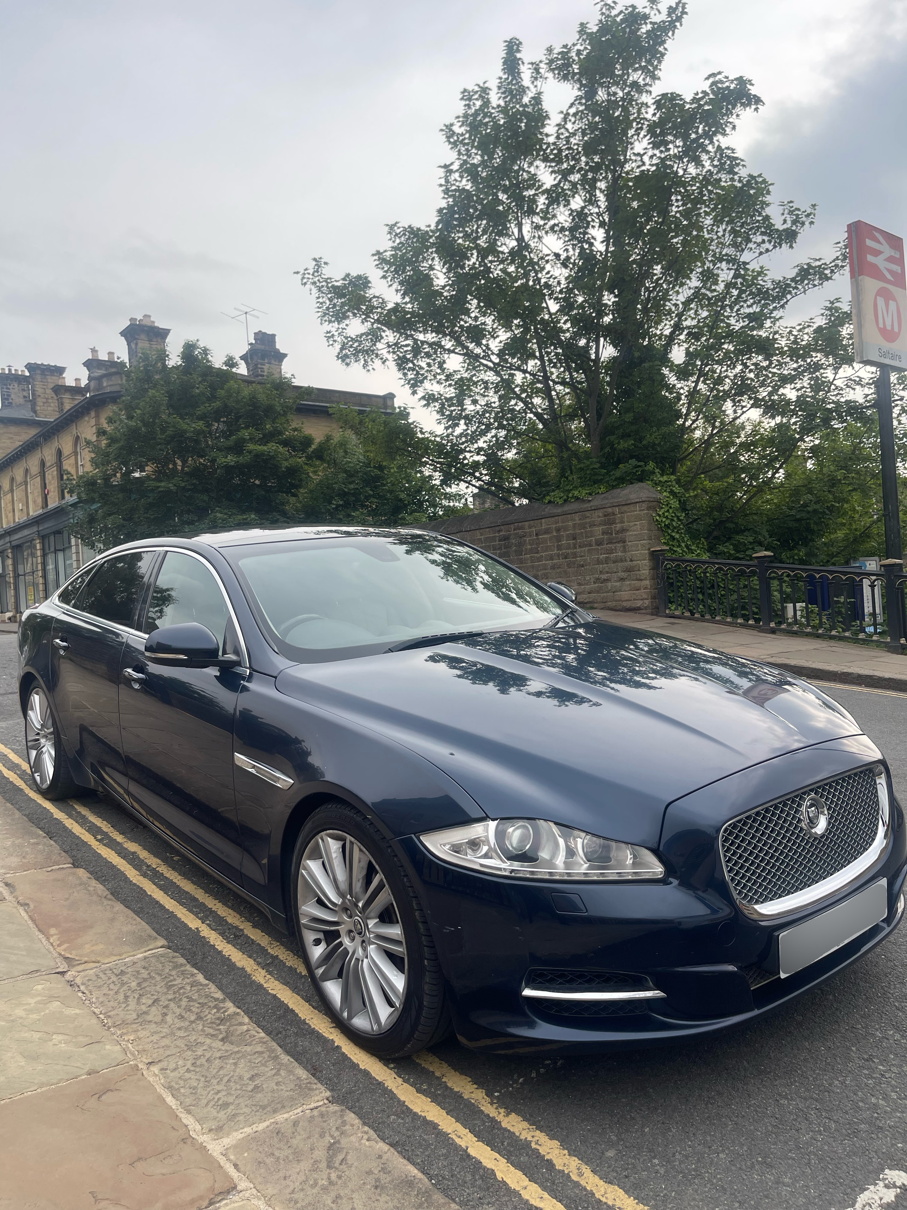 Make An Entrance In A Jaguar XJ